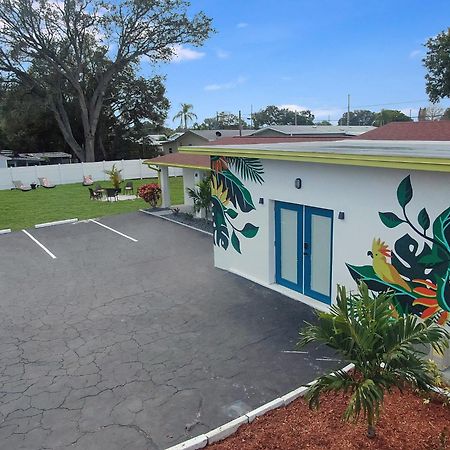 Palm Cove Motel Clearwater Esterno foto
